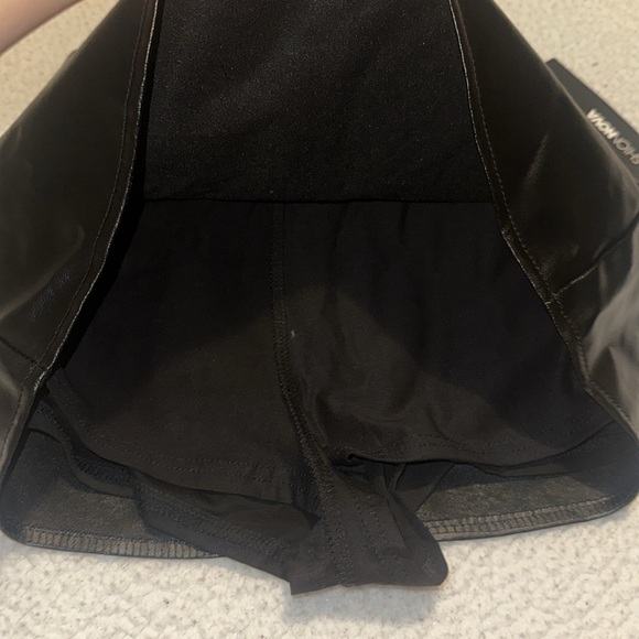 Leather Mini Skirt Fashion Nova - Picture 3 of 4